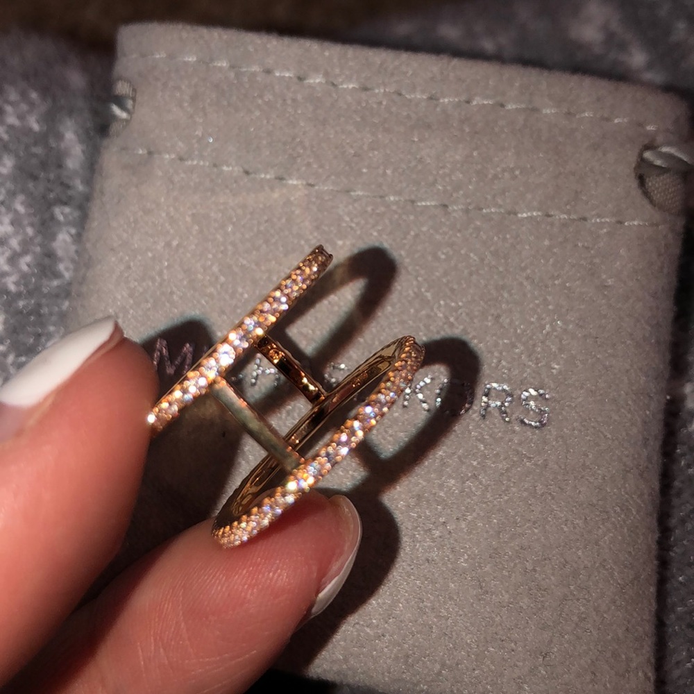 Michael kors ring - Picture 3 of 4